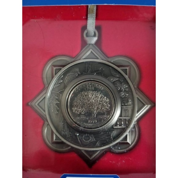 Hallmark Ornament 1999 AMERICAN SPIRIT COLLECTION Connecticut State Quarter - Picture 4 of 4